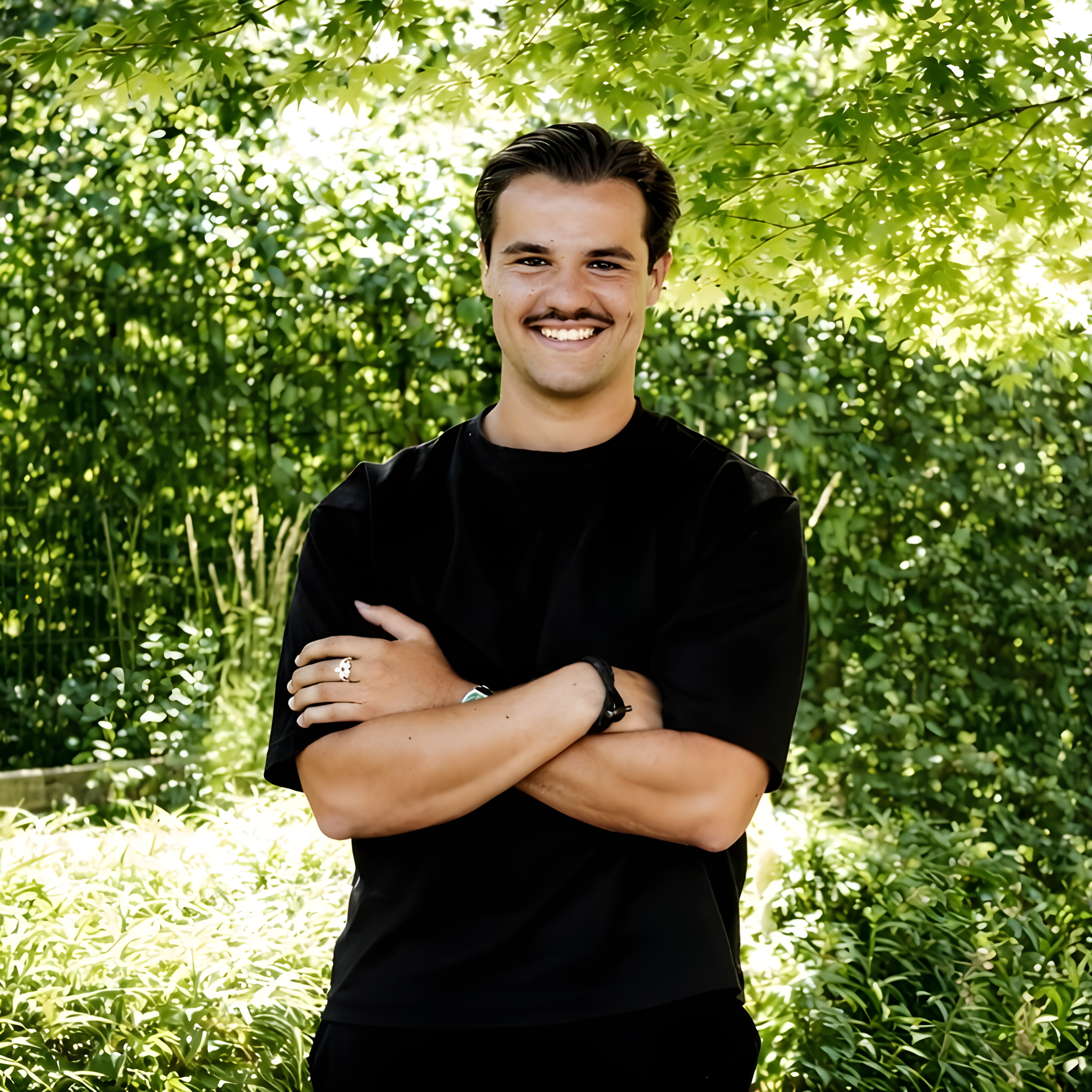 Docent Bas — docent van ¡Vamos Hablando!